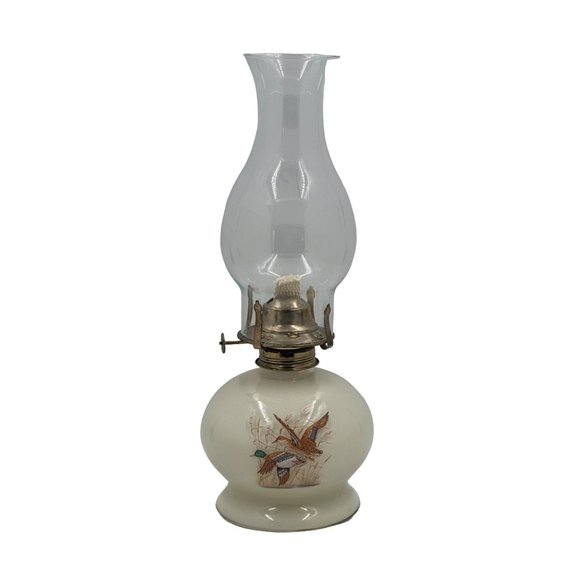 Vintage Lamplight Farms Ivory Glass Oil Lamp Mallard Ducks Farmhouse Never Used - Picture 1 of 9